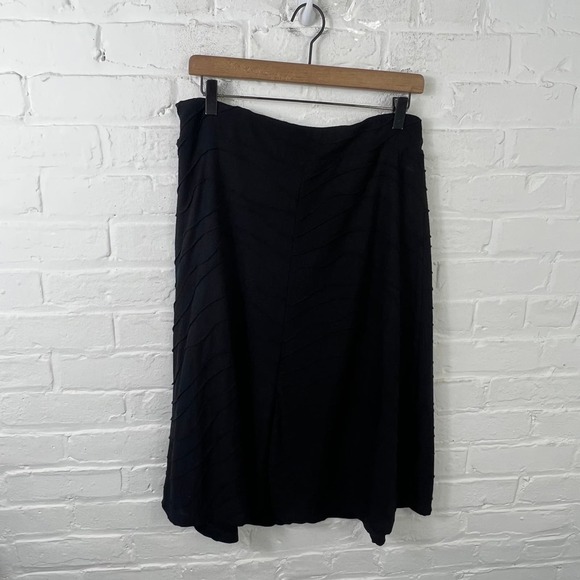 Larry Levine Women's Pull-On Midi Skirt Regular Fit Solid Black Size Medium - Picture 2 of 4